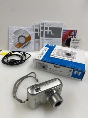 HP Photosmart M527 Silver Digital Camera 6.0MP 3X Foto 1 de 4