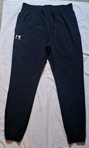 Under Armour Vibe gewebte Herrenhose schwarz Medium Jogginghose gebraucht, in einwandfreiem Zustand - Bild 1 von 9
