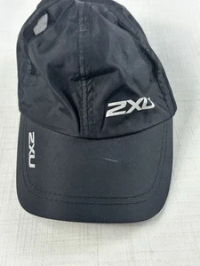 2XU Vented Hat Cap Strap Back Black Logo Performance Running Run Sports Unisex - Picture 1 of 9