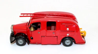 Tri-ang Minic 62M Clockwork Wind-up Fire Engine Red Works Very Nice - Image 1 of 4