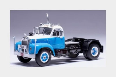 1:64 IXO Mack B 61 Tractor Truck 2-Assi Light Blue White 64TR012B - Immagine 1 di 2