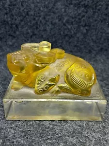 Liuli Yellow Cattle Ornament - Picture 1 of 9