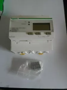 SCHNEIDER ELECTRIC IEM3150 ENERGY METER 3 POLE PLUS NEUTRAL 63A - Picture 1 of 1