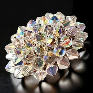 Broche con cuentas racimo de cristal años 50 aurora boreal prendedor vintage - Imagen 1 de 8