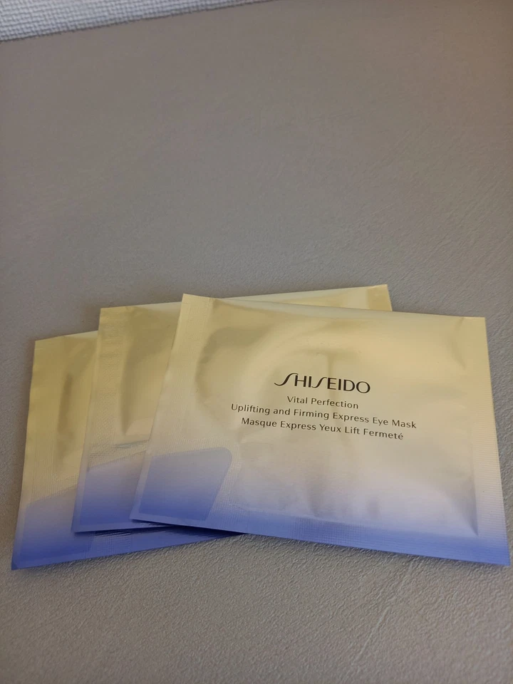 Shiseido Vital Perfection Uplifting And Firming Express Eye Masks x 3 - Image 1 of 1