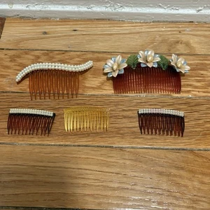 Lot Of 5 Vintage Hair Combs Various Accents - Picture 1 of 4