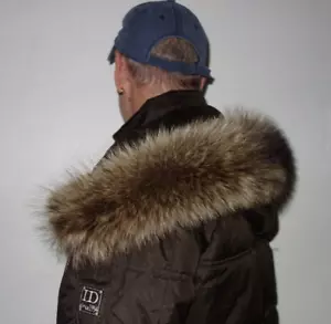 Waschbär Pelz Kapuze Kragen Echt Fell für Jacke Parka XXL Fellkragen Schal 70 cm - Bild 1 von 5