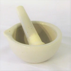 Pequeño mortero de porcelana de 2" mortero laboratorio cocina farmacia medicina hierbas trituradora de píldoras - Imagen 1 de 2