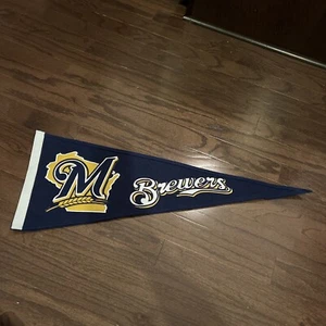 Milwaukee Brewers Banner MLB Authentic Winning Streak Wool Pennant - Picture 1 of 3