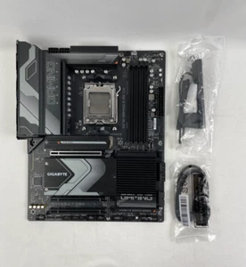 GIGABYTE X670 GAMING X AX V2 AMD Socket AM5 DDR5 ATX Motherboard (Please Read) - Picture 1 of 5