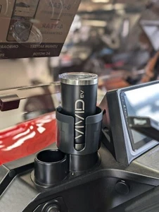 Wards Kandi Coleman Kruiser Golfwagen Getränkehalter Adapter Expander Becher - Bild 1 von 7