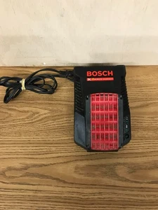 Bosch Confezione Slim 18v Batteria E Caricabatterie BC630 Testato - Foto 1 di 6