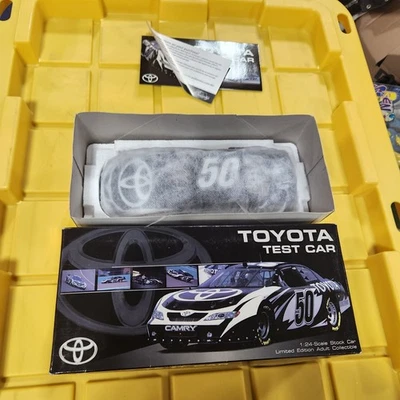 RCAA 1/24 Scale Diecast 2007 Toyota Camry Test Car NASCAR #50 - J15 - Image 1 of 4