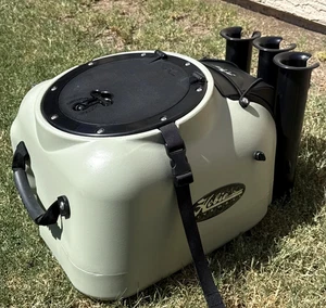 Hobie Kayak Livewell Version 1  With 3 Rod Holders ~ Excellent Condition! - Picture 1 of 14