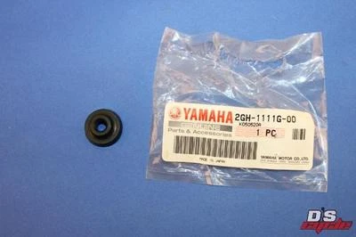 YAMAHA 1983-07,FZR1000/XJ900/FJ1100,CABEZAL CILINDRO, MONTAJE GOMA PN 2GH-1111G-00 Foto 1 de 4