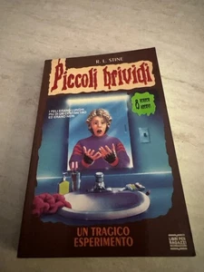 Libro Piccoli Brividi Un Tragico Esperimento R.L Stine n.26 1997 con adesivi - Picture 1 of 4