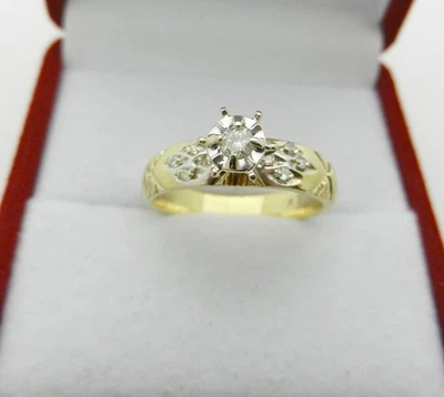 Vintage Solid 14k Gold Diamond Ring with Accents 3.9 gr size 6 - Image 1 of 4