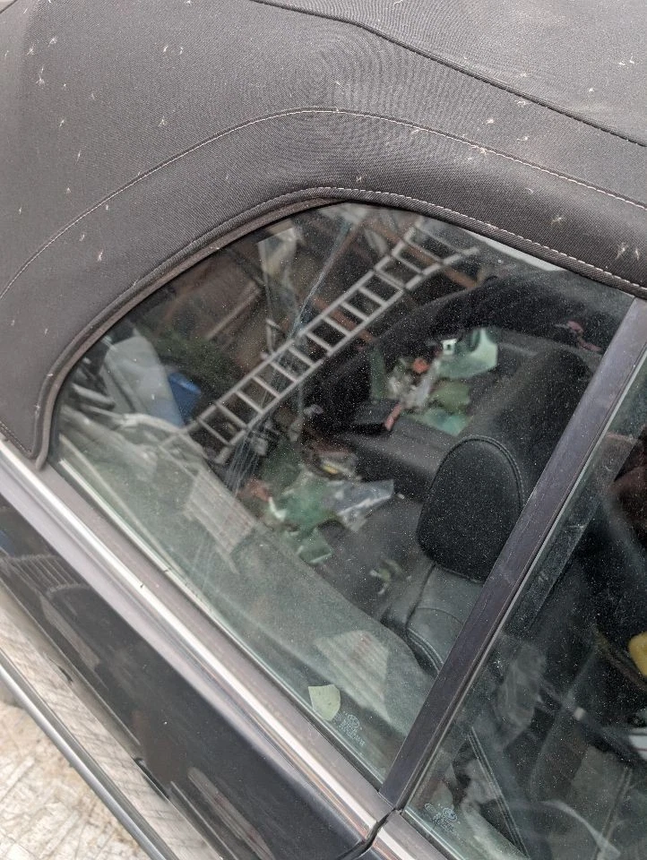 Cuarto de cristal derecho pasajero convertible para BMW 325i 946999 87-93 Foto 1 de 4