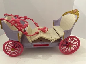 Mattel 2005 Barbie Extendable Carriage Parts Restro - Picture 1 of 2