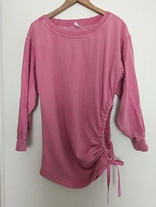 Felpa con cravatta laterale lunga rosa pratica quotidiana Anthropologie taglia M - Foto 1 di 7