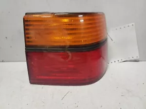 1998 Volkswagen Jetta rh tail light w/light bulbs - Picture 1 of 7