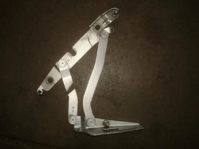 2003 Audi A4 TRUNK LID HINGE LEFT DRIVER SIDE OEM - Image 1 of 2