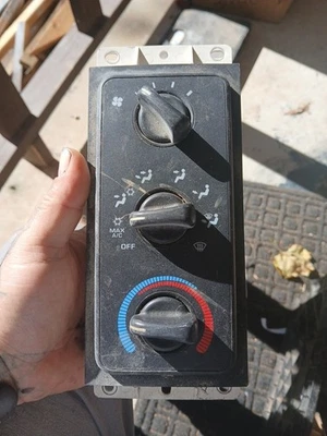 1998 1999 2000 DODGE DURANGO / DAKOTA A/C CLIMATE CONTROL  55055665AD HVAC 98 99 - Image 1 of 2