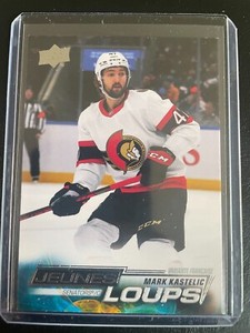 Mark Kastelic 2022-23 Upper Deck Young Guns French Jeunes Loupes RC #215