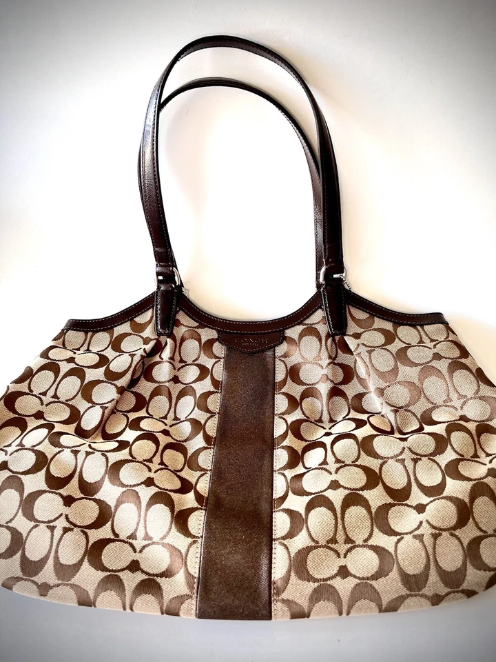 Coach F28503 Signature Stripe 12cm Devin Shoulder Tote Bag