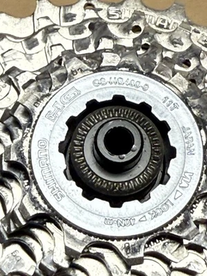 Cassette Shimano CS-HG400 HG 9sp - 11-28t Foto 1 de 4