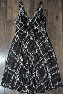 Banana Republic Womens Fit & Flare Dress Brown & Creme Print Sleeveless Pleats L - Picture 1 of 18