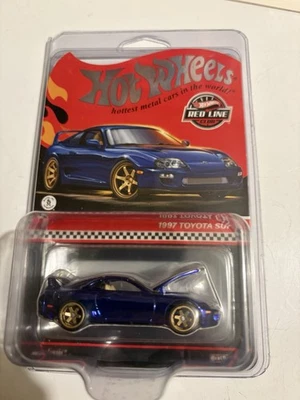 Toyota Supra Blue Spectraflame 2024 1997 Hot Wheels RLC Redline Club - EN MANO Foto 1 de 4