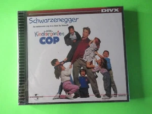 SEALED KINDERGARDEN COP DIVX MOVIE (NOT DVD) - Picture 1 of 2