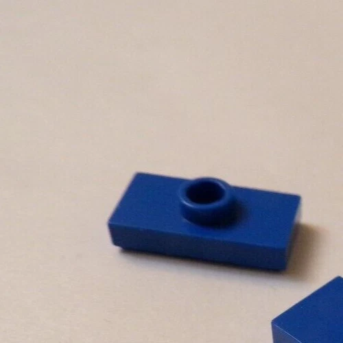 Lego x1 Blue 1x2 Plate, One Center Stud, With Groove, Jumper, 15573 (028-288) - Image 1 of 1