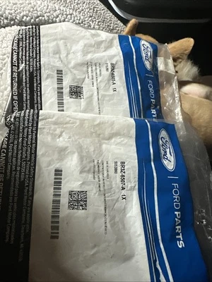 Válvulas de escape Ford F-150 2011-2017 nuevas (2). BR3Z-6505-A Foto 1 de 2