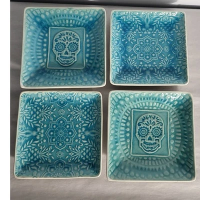 Juego de 4 platos de postre cuadrados florales con calavera de azúcar turquesa Roscher Foto 1 de 4