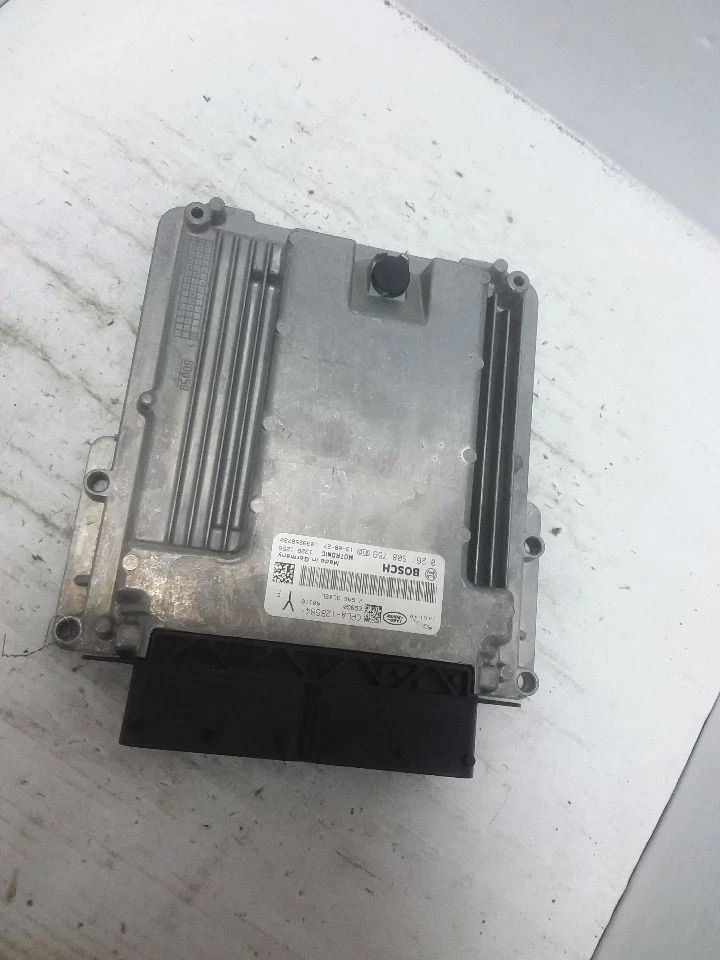 Módulo de control electrónico ECM del motor compatible con Jaguar XJ CPLA-12B684-YE 13-19 Foto 1 de 4