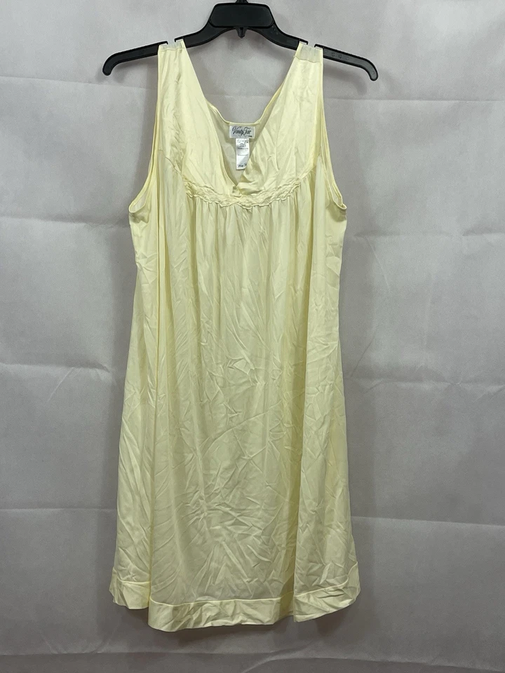 Vestido Vanity Fair Amarillo Suave Sin Mangas Nylon Talla XXL Bordado Estilo 30-807 Foto 1 de 4