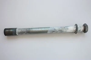 2003 SUZUKI SV 1000 CENTRAL SPINDLE AXLE - Picture 1 of 3