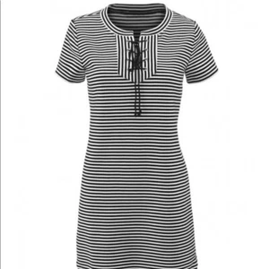 Cabi Captain Nautical Dress Black Striped Medium NWT - Picture 1 of 4