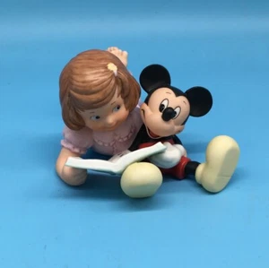 Disney and Me Mickey Mouse Figur ""Let's Read About Us"" Mädchen Enesco 4000004 - Bild 1 von 9