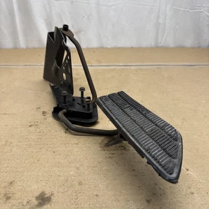 THROTTLE GAS PEDAL CHEVY GMC TRUCK 73-91 SUBURBAN BLAZER 73-87 FIREWALL MOUNTED - Picture 1 of 10