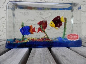 Murano Glas Fischblock Aquarium mit drei Fischen 5 1/2 „L sehr guter Zustand kostenloser Versand - Bild 1 von 4