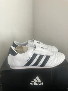 Adidas Taekwondo Turnschuhe weiß schwarz Gummi Schuhe Größe UK 5,5 brandneu - Bild 1 von 12