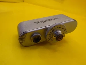 Voightlander Shoe Mount Rangefinder in Feet - needs adjusments s/p m33/11 - Picture 1 of 4