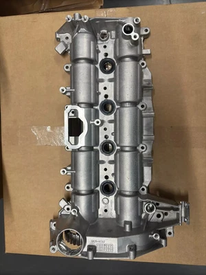 GENUINE OEM CAMSHAFT COVER + ROCKER ARM SET (16 PIECES) FORD TRANSIT 2.0 ECOBLUE - Image 1 of 4