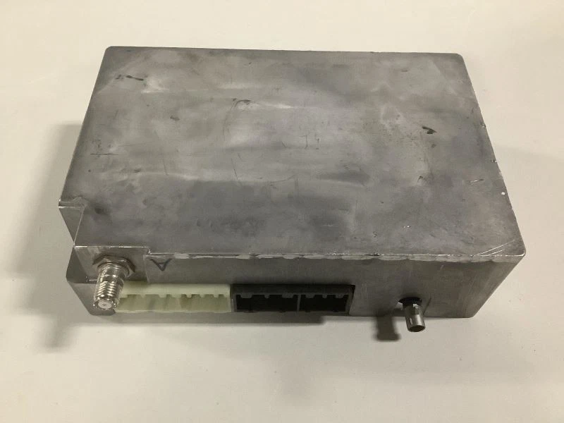 Chasis ECM Communication Onstar Opt UE1 compatible con 02 04-06 ENVOY 48090 Foto 1 de 4