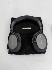 Auriculares inalámbricos con cancelación de ruido Bowers & Wilkins PX - Imagen 1 de 9