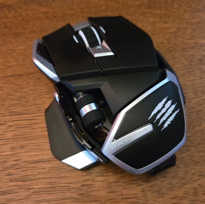 Mad Catz R.A.T DWS Wireless Gaming Mouse—Open Box - Image 1 of 4