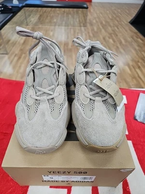 adidas Yeezy 500 " Taupe Light" SIZE 9 New In Hand  - Image 1 of 4